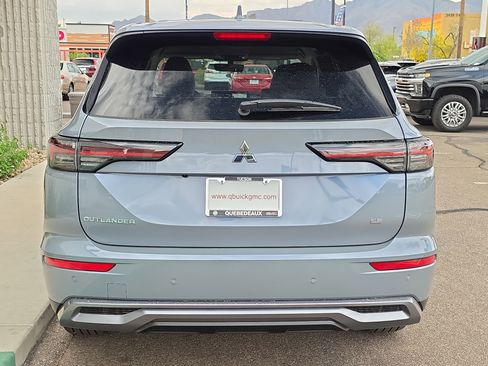 New 2026 Mitsubishi Outlander SE FWD image 6