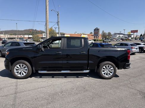 Used 2025 Chevrolet Silverado 1500 Custom AWD/4WD image 11