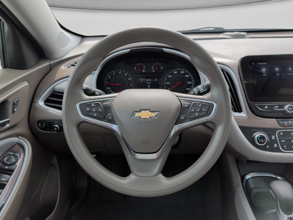 Used 2024 Chevrolet Malibu LT FWD image 11