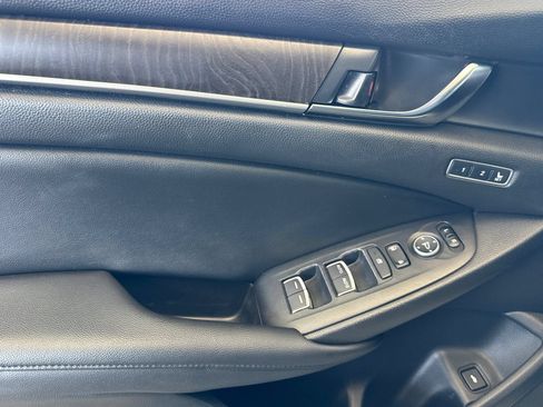 Certified 2020 Honda Accord Touring image 11