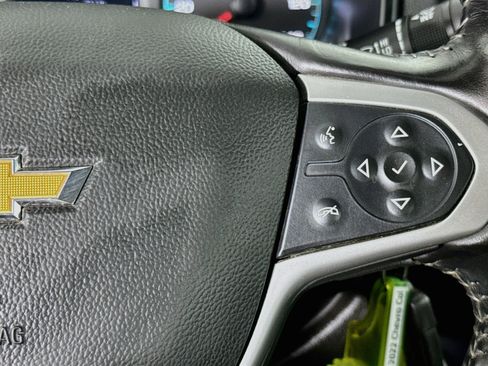 Used 2022 Chevrolet Colorado LT w/ Fleet Safety Package RWD image 13