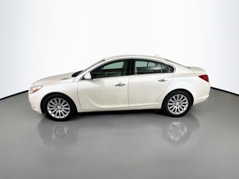 Used 2013 Buick Regal Premium FWD image 4