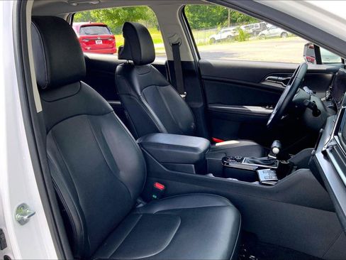 Used 2023 Kia Sportage SX FWD image 7