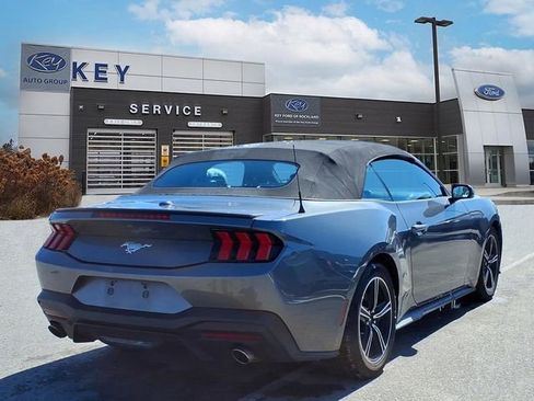 Used 2024 Ford Mustang Premium image 5