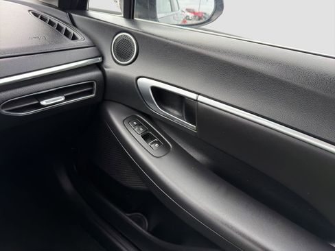 Used 2022 Hyundai Sonata SEL FWD image 17