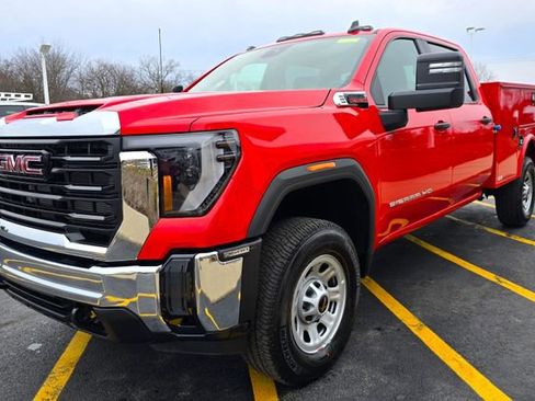 New 2026 GMC Sierra 3500 Pro w/ Convenience Package AWD/4WD image 4