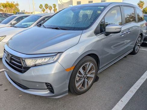 Used 2024 Honda Odyssey Touring image 5