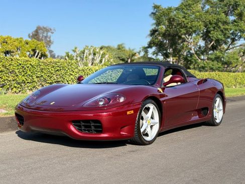 Used 2004 Ferrari 360 Spider image 2