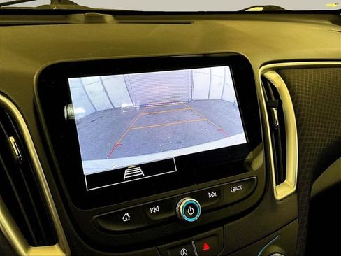 Used 2022 Chevrolet Malibu RS FWD image 20