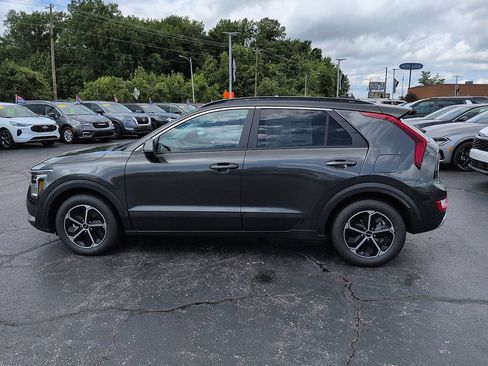 New 2026 Kia Niro LX FWD image 4