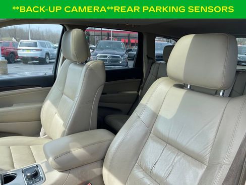 Used 2015 Jeep Grand Cherokee Limited w/ Trailer Tow Group IV image 13