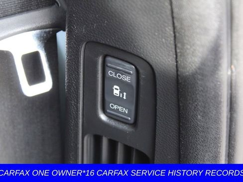 Used 2019 Honda Odyssey EX-L image 24