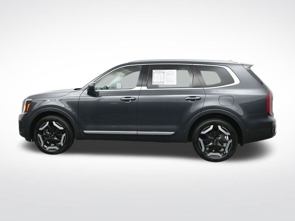 Used 2024 Kia Telluride S w/ S Sunroof Package FWD image 10