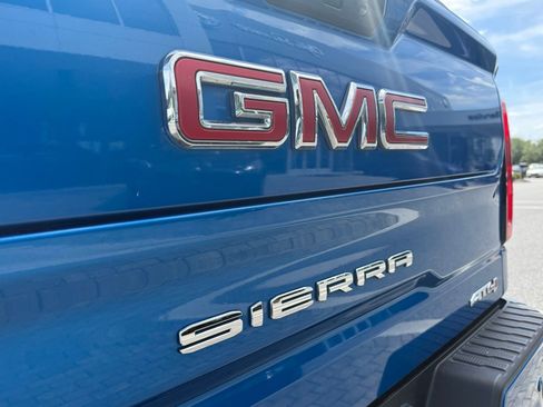 Used 2023 GMC Sierra 1500 AT4 w/ AT4 Premium Package image 17
