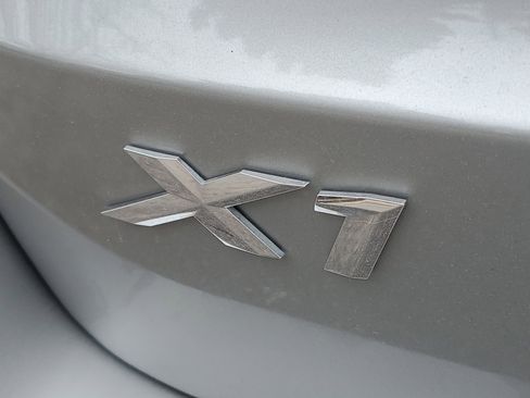 Certified 2025 BMW X1 xDrive28i w/ Technology Package image 29