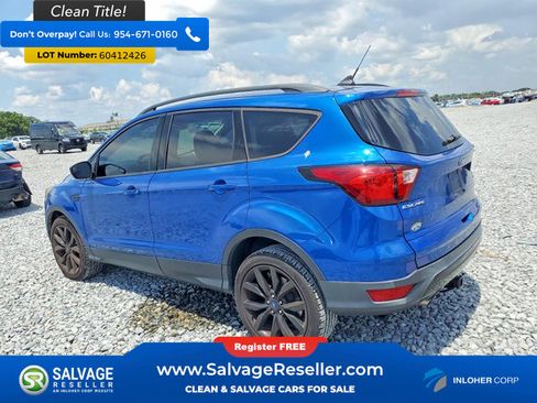 Used 2019 Ford Escape SE FWD image 3