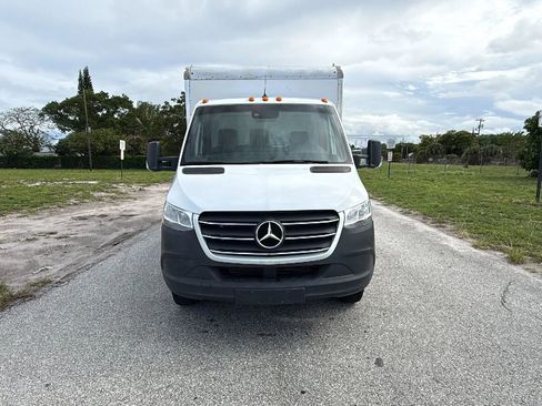 Used 2019 Mercedes-Benz Sprinter 170 image 11