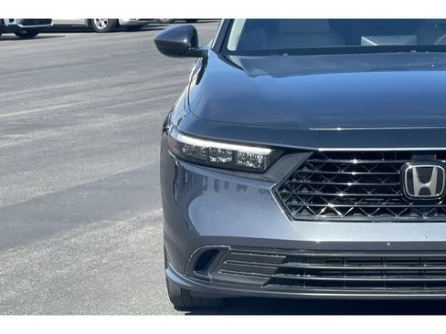 Used 2024 Honda Accord EX image 18