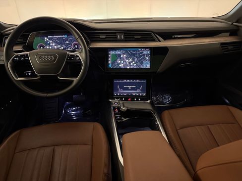 Certified 2021 Audi e-tron Premium Plus w/ Premium Plus Package AWD/4WD image 16