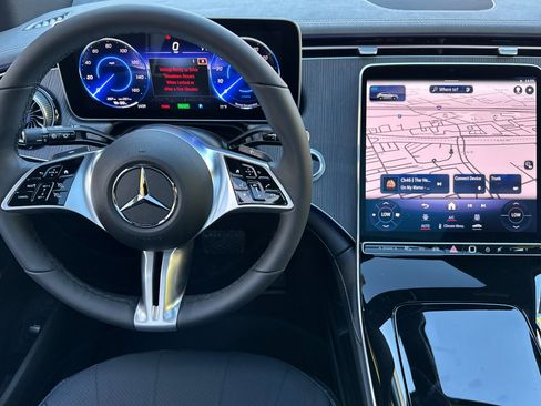 New 2026 Mercedes-Benz EQE 320 4MATIC SUV image 26