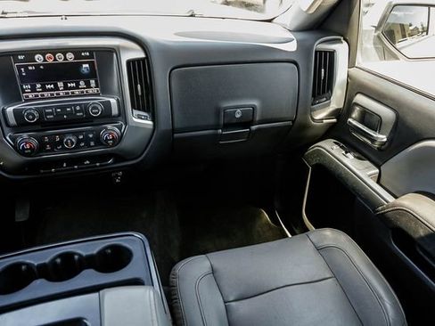 Used 2018 Chevrolet Silverado 1500 LT w/ All Star Edition RWD image 18
