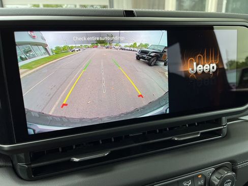 New 2026 Jeep Wrangler Rubicon AWD/4WD image 4