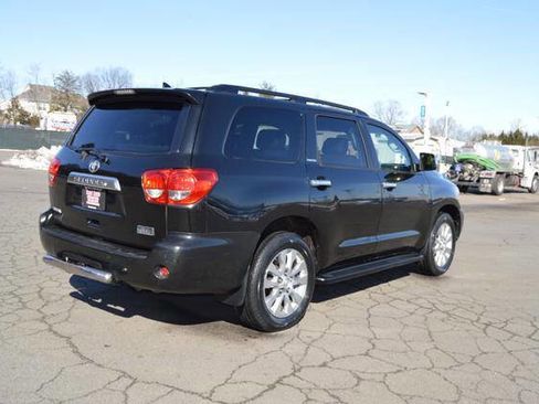 Used 2010 Toyota Sequoia Limited image 9