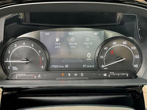 Used 2022 Lincoln Corsair AWD w/ Equipment Group 101A image 22