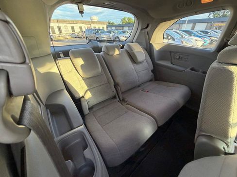 Used 2016 Honda Odyssey SE image 14