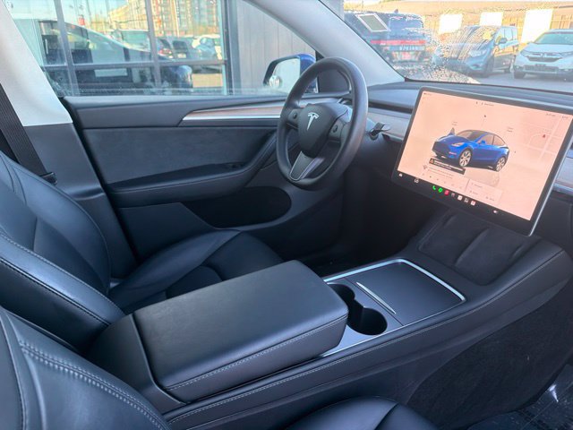 Used 2023 Tesla Model Y Long Range AWD/4WD image 12