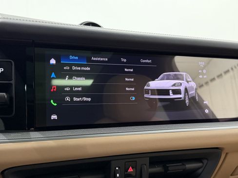 New 2026 Porsche Cayenne S image 43