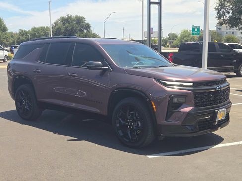 Certified 2026 Chevrolet Traverse RS FWD image 5