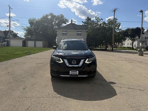 Used 2020 Nissan Rogue SV AWD/4WD image 2