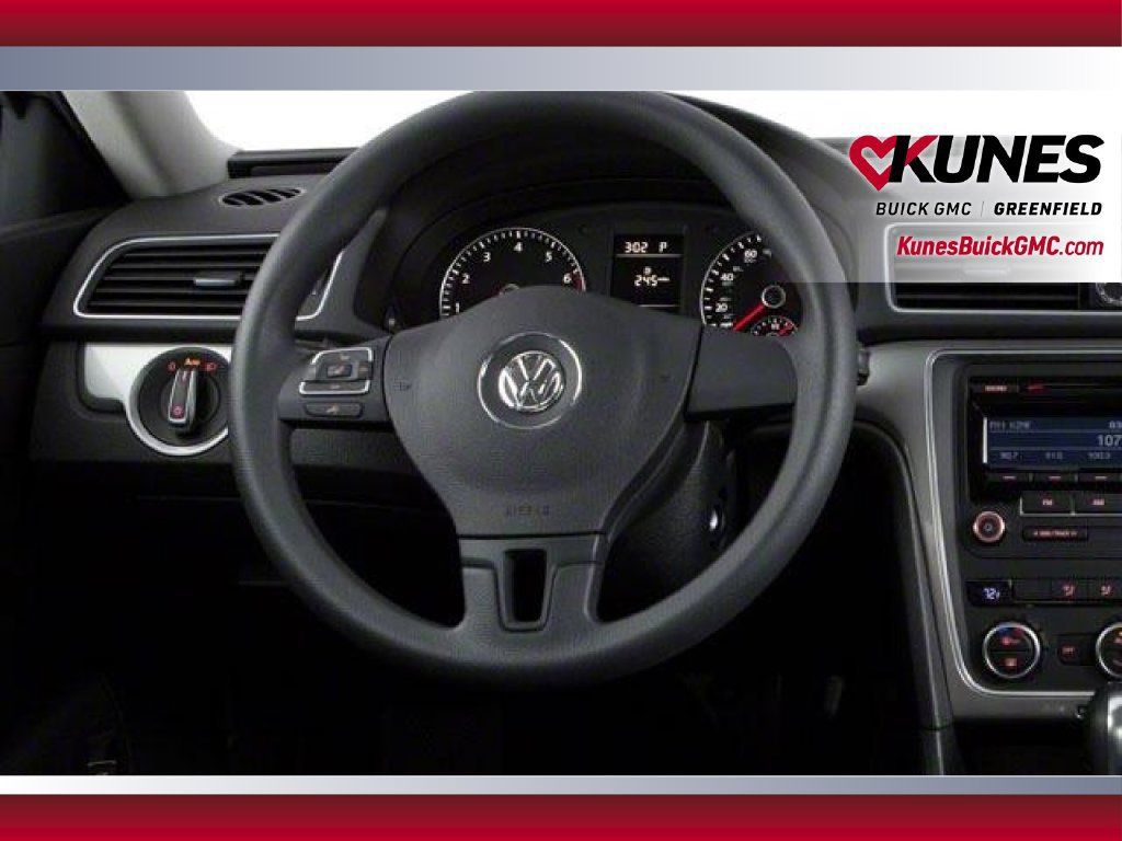 Used 2013 Volkswagen Passat 2.5 S FWD image 5