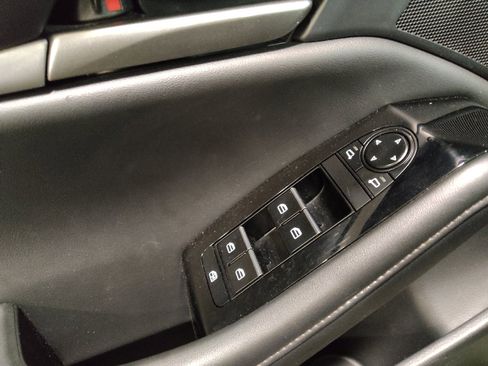Used 2025 MAZDA MAZDA3 s FWD image 27