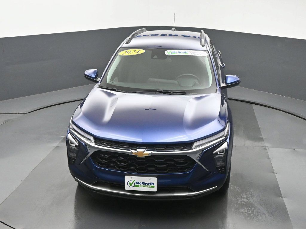 Used 2024 Chevrolet Trax LT w/ Driver Confidence Package FWD image 27