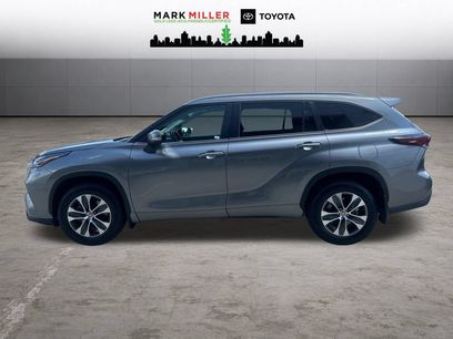Certified 2025 Toyota Highlander XLE