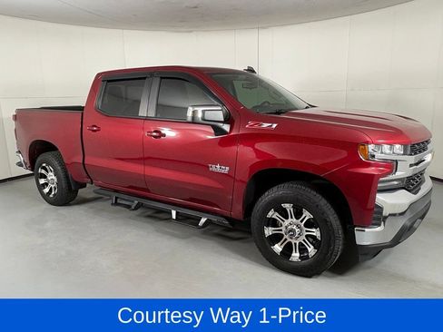Used 2019 Chevrolet Silverado 1500 LT w/ Texas Edition AWD/4WD image 12