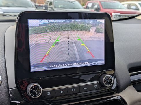 Used 2021 Ford EcoSport Titanium image 26