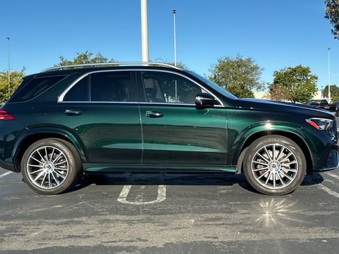 Used 2024 Mercedes-Benz GLE 350 4MATIC image 3