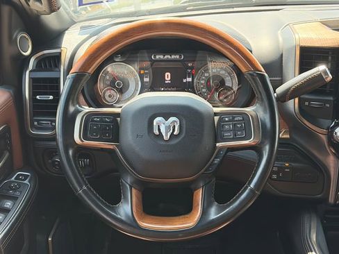 Used 2022 RAM 3500 Limited AWD/4WD image 13