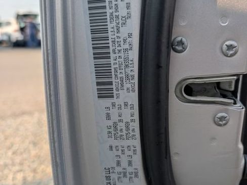 Used 2019 RAM 1500 Big Horn AWD/4WD image 11