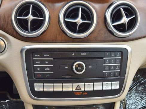 Used 2019 Mercedes-Benz GLA 250 4MATIC image 28