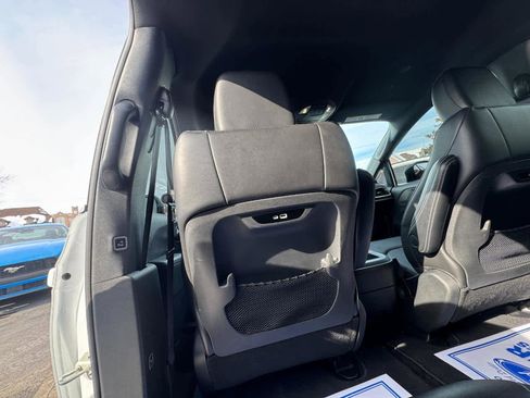 Used 2025 Chrysler Pacifica Select FWD image 43