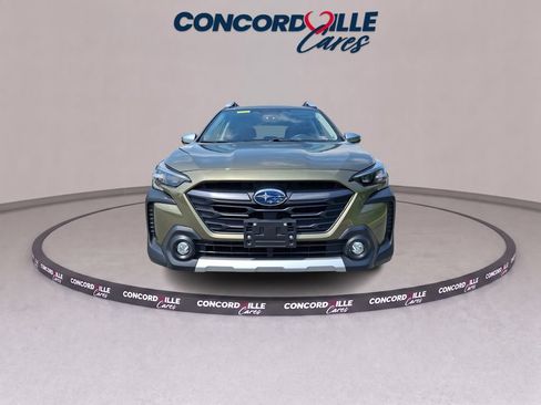 Certified 2025 Subaru Outback Touring XT AWD/4WD image 3