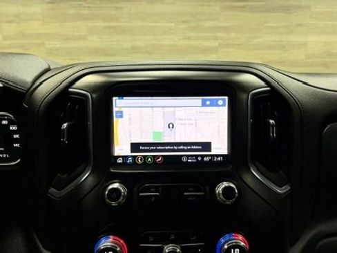 Used 2023 GMC Sierra 2500 AT4 w/ AT4 Premium Plus Package AWD/4WD image 14