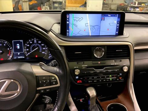 Used 2020 Lexus RX 350L Premium w/ Premium Package image 7