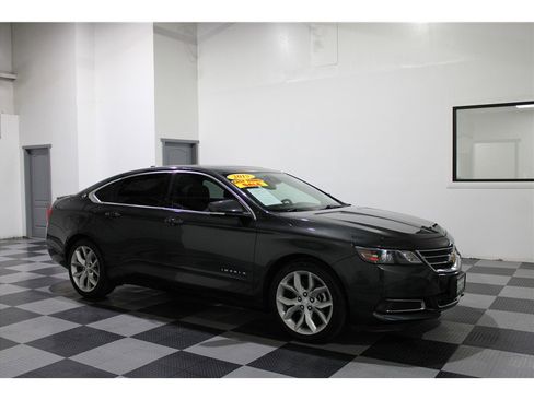 Used 2015 Chevrolet Impala LT image 1