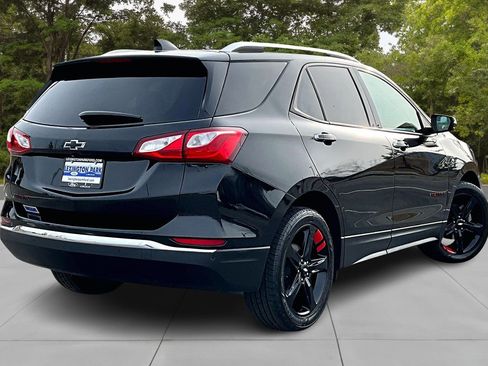 Used 2020 Chevrolet Equinox Premier w/ Premier Redline Edition image 5