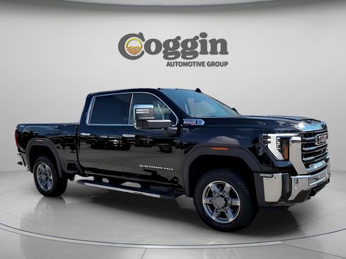 Used 2025 GMC Sierra 2500 SLT w/ SLT Premium Package image 23